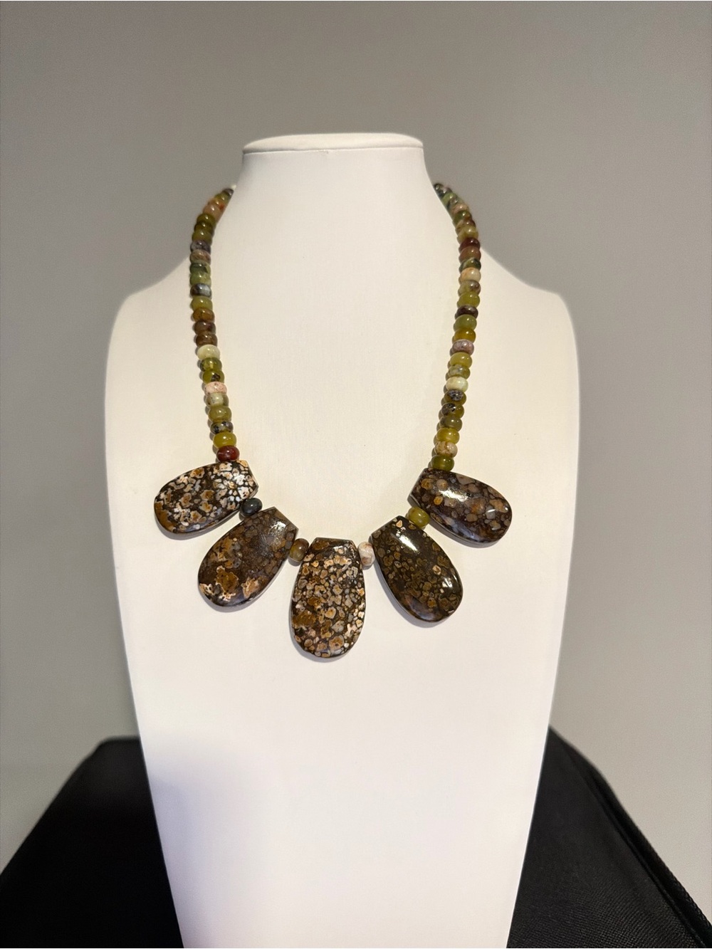 up to 19" DTR Jay King ALL JASPER statement necklace in stamped sterling silver! - Picture 10 of 15